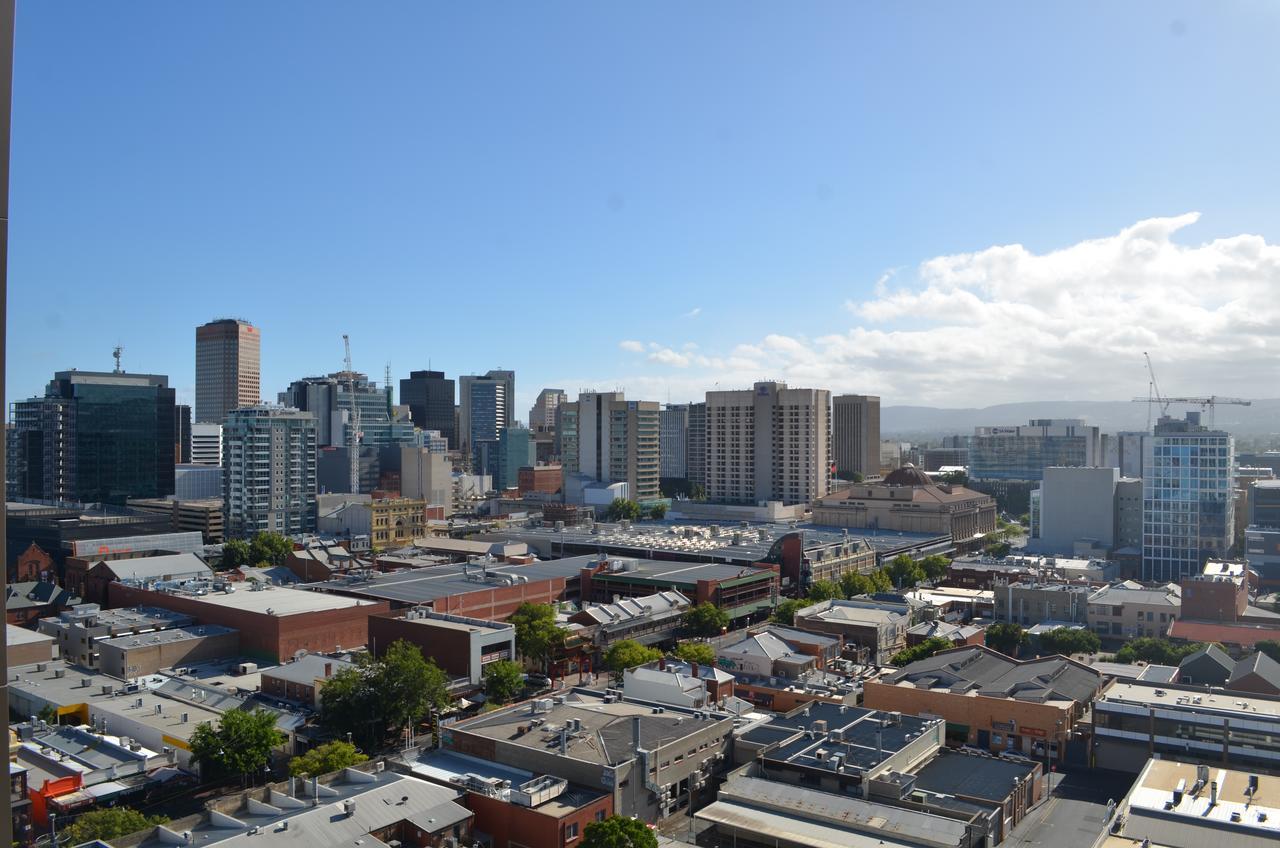 Whitmore Sq Adelaide Bagian luar foto